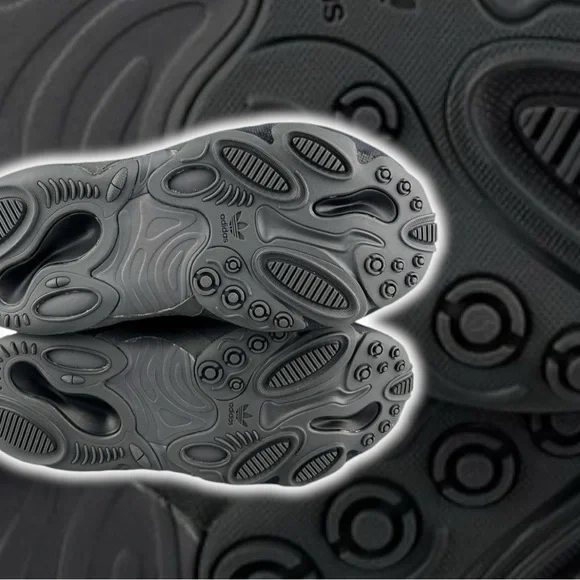 🆕 Ozmorphis adidas prototype by Mr Bailey